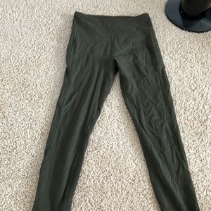 Women’s green leggings